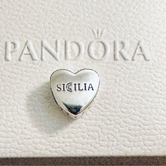 Pandora Sicily Sicilia Travel Exclusive Heart Bead Charm Never used - Picture 3 of 3